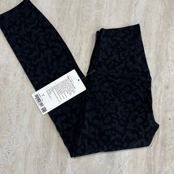 Lululemon NWT Align High Rise Formation Deep Coal Camo Leggings 23” - Picture 1 of 7